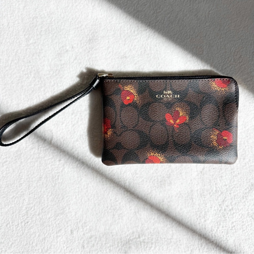 Coach Signature Poppy Floral Corner Zip Wristlet in Brown Black Multi NEW - Picture 4 of 16